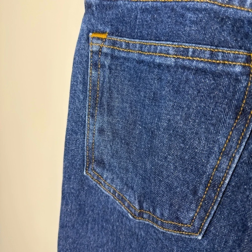 ABERCROMBIE Curve Love 90s Straight Ultra High Rise Dark Wash 0 Regular